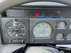 Irisbus 397E.12 397E.12.35-M/ Euro2 - 254 Kw - 12.000 Mt - dashboard lights on