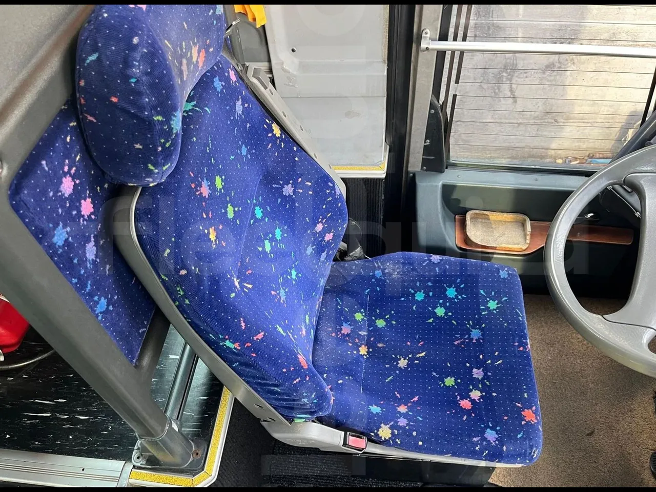 Irisbus 397E.12 397E.12.35-M/ Euro2 - 254 Kw - 12.000 Mt - driver's seat photo (mandatory for bus to scrap)