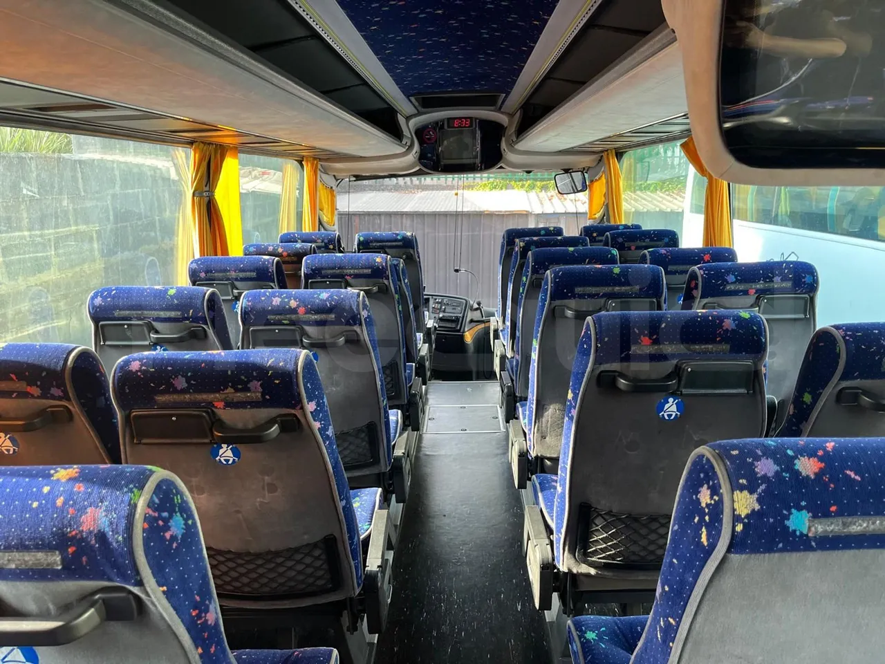Irisbus 397E.12 397E.12.35-M/ Euro2 - 254 Kw - 12.000 Mt - forward view all seats last row height