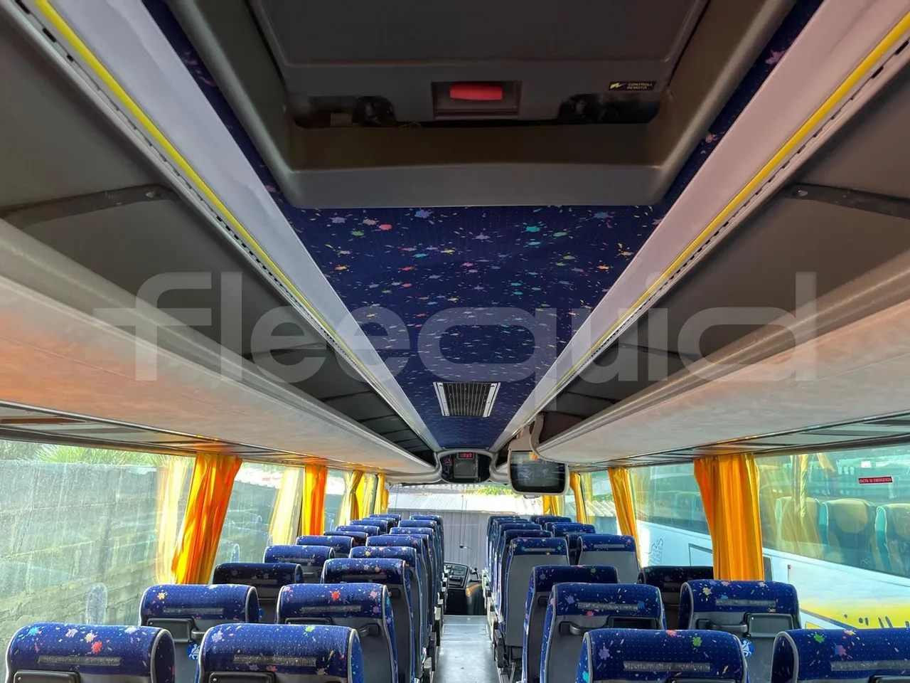 Irisbus 397E.12 397E.12.35-M/ Euro2 - 254 Kw - 12.000 Mt - overhead compartments photo