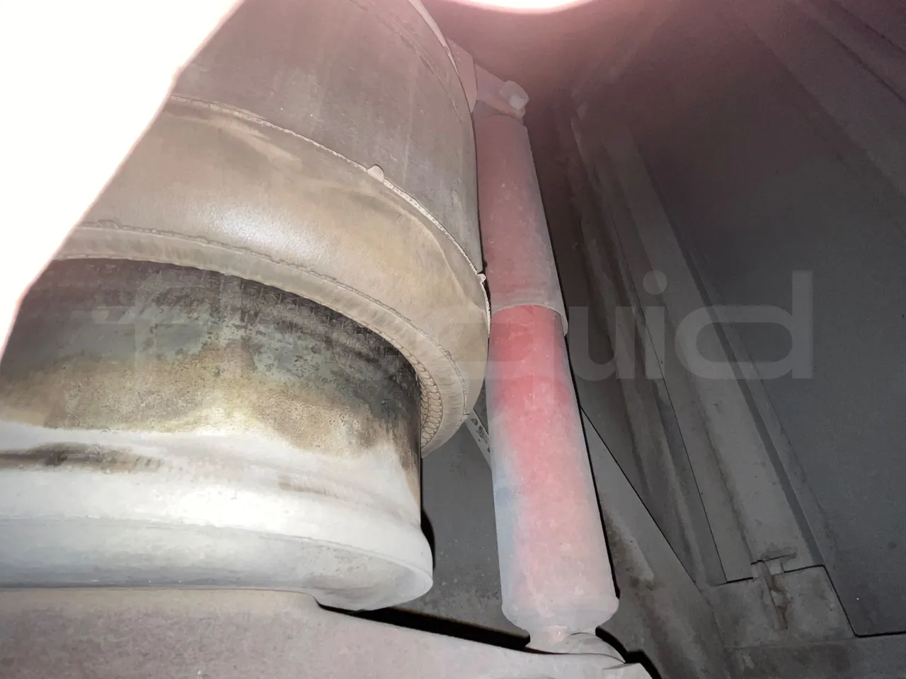 Irisbus 397E.12 397E.12.35-M/ Euro2 - 254 Kw - 12.000 Mt - axle 2 shock absorbers 1 left