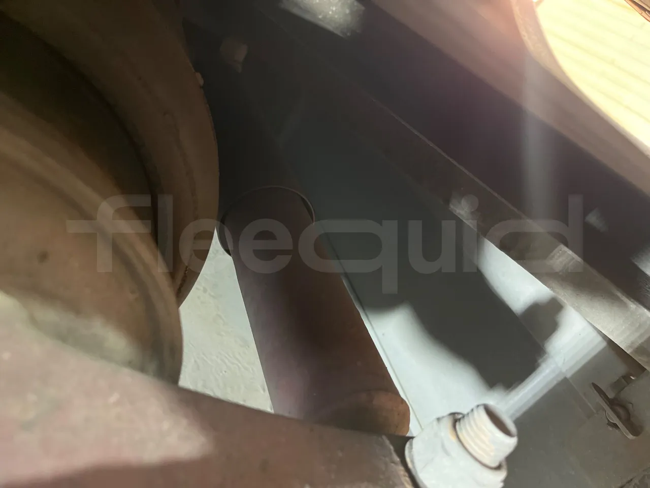 Irisbus 397E.12 397E.12.35-M/ Euro2 - 254 Kw - 12.000 Mt - axle 2 shock absorbers 2 left