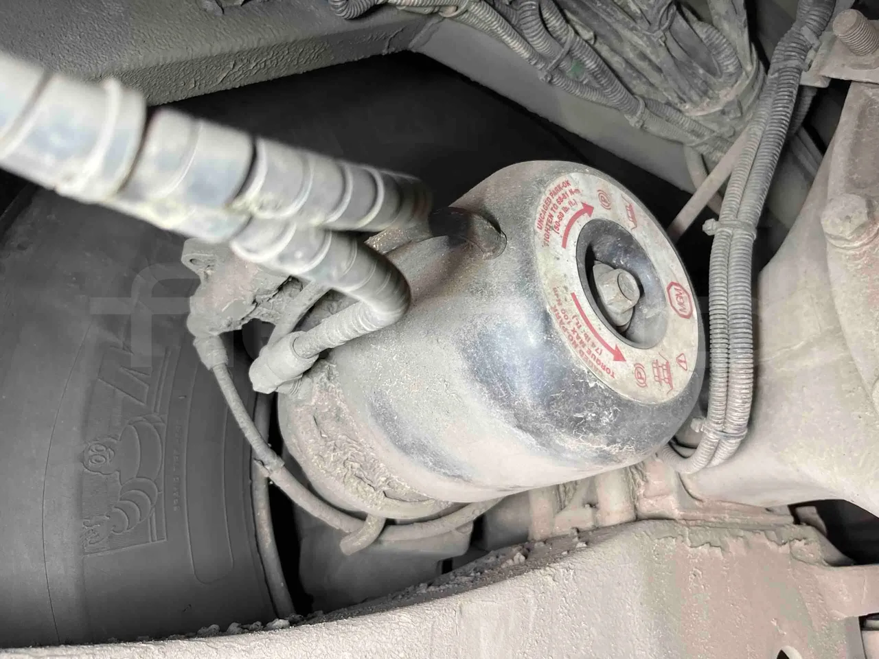 Iveco Crossway - Second Axle Caliper Brakes Left Side