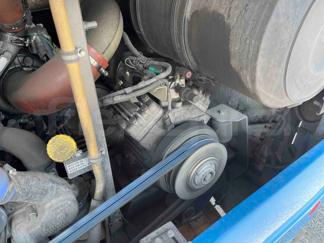 Iveco Crossway - Air Conditioning Compressor