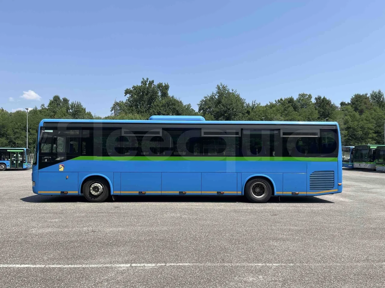 Iveco Crossway - Left Side