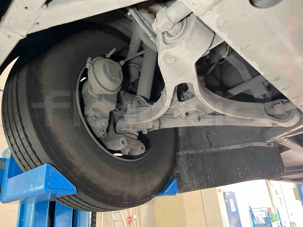 Iveco Crossway - First Axle Right Side