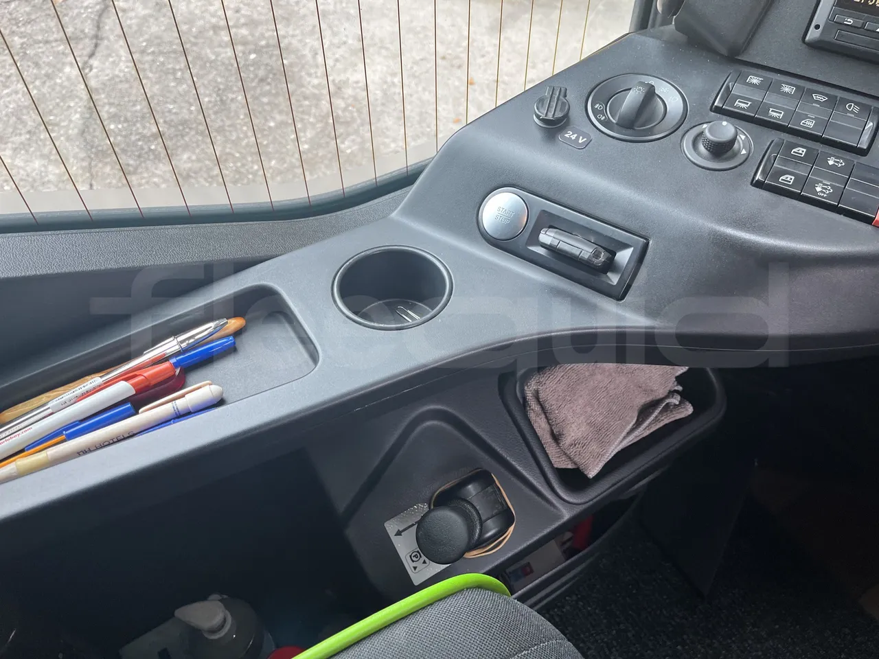 Mercedes-Benz Tourismo - Command Unit Indicators