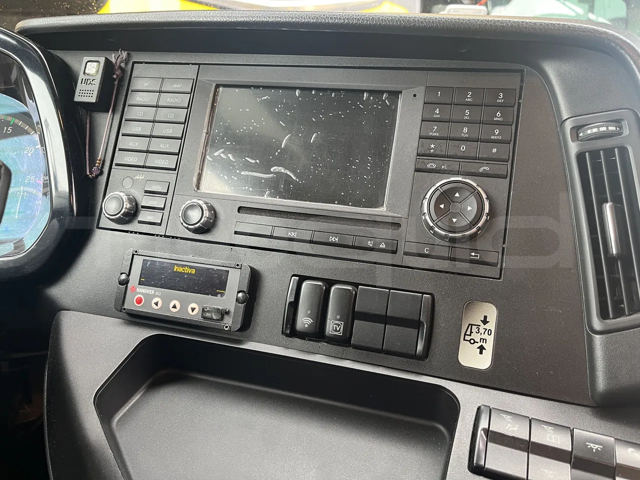 Mercedes-Benz Tourismo - Onboard Device 1