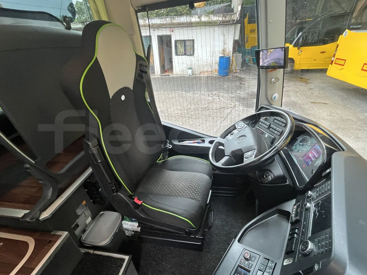 Mercedes-Benz Tourismo - Driver's Seat