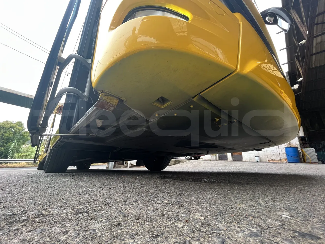 Mercedes-Benz Tourismo - First Axle Brake Calipers Right Side