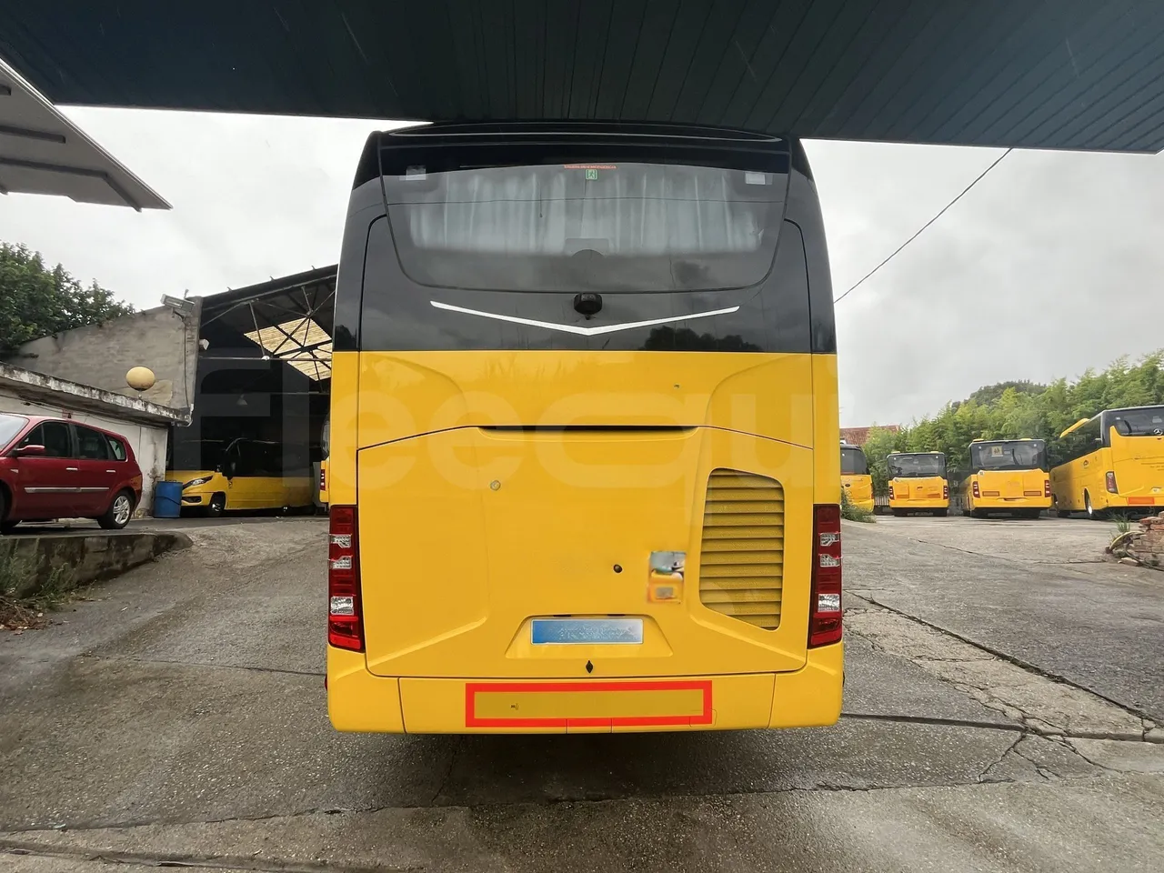 Mercedes-Benz Tourismo - Rear