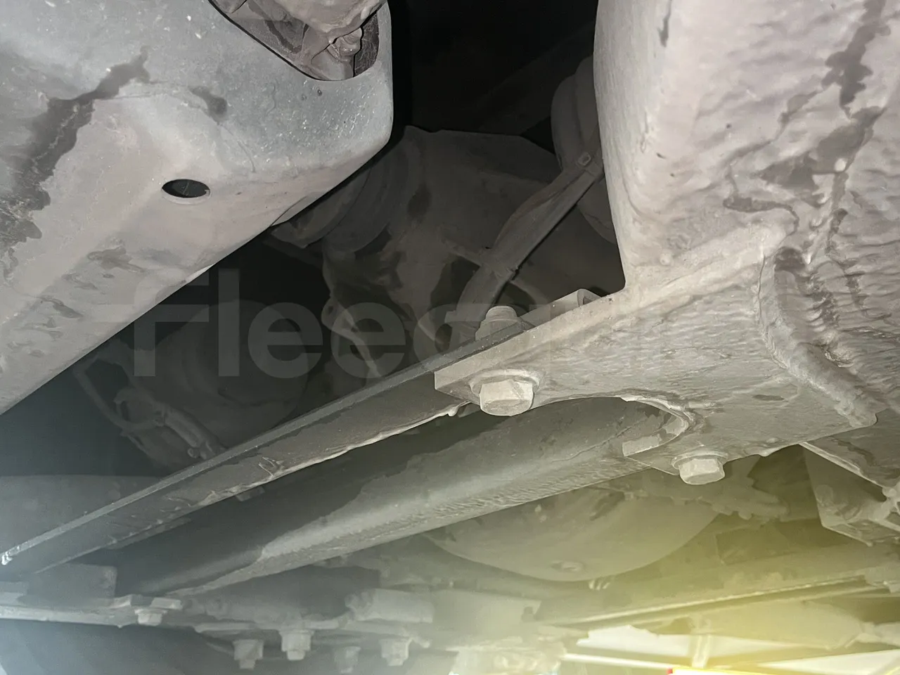 Mercedes-Benz Tourismo - Third Axle Right Side