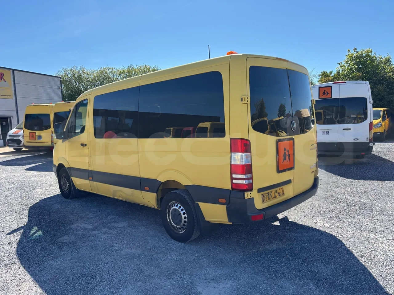 Mercedes-Benz Sprinter - 3/4 Rear Left Side