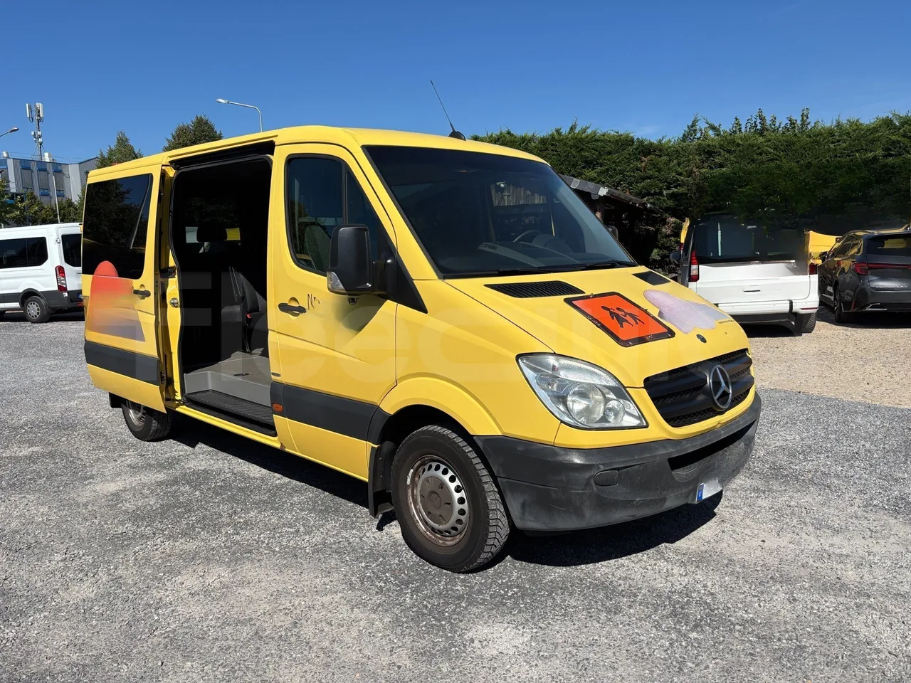 Mercedes-Benz Sprinter - 3/4 Front Right Side Doors Open