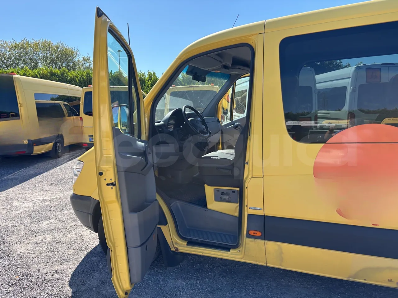 Mercedes-Benz Sprinter - Driver Door Open