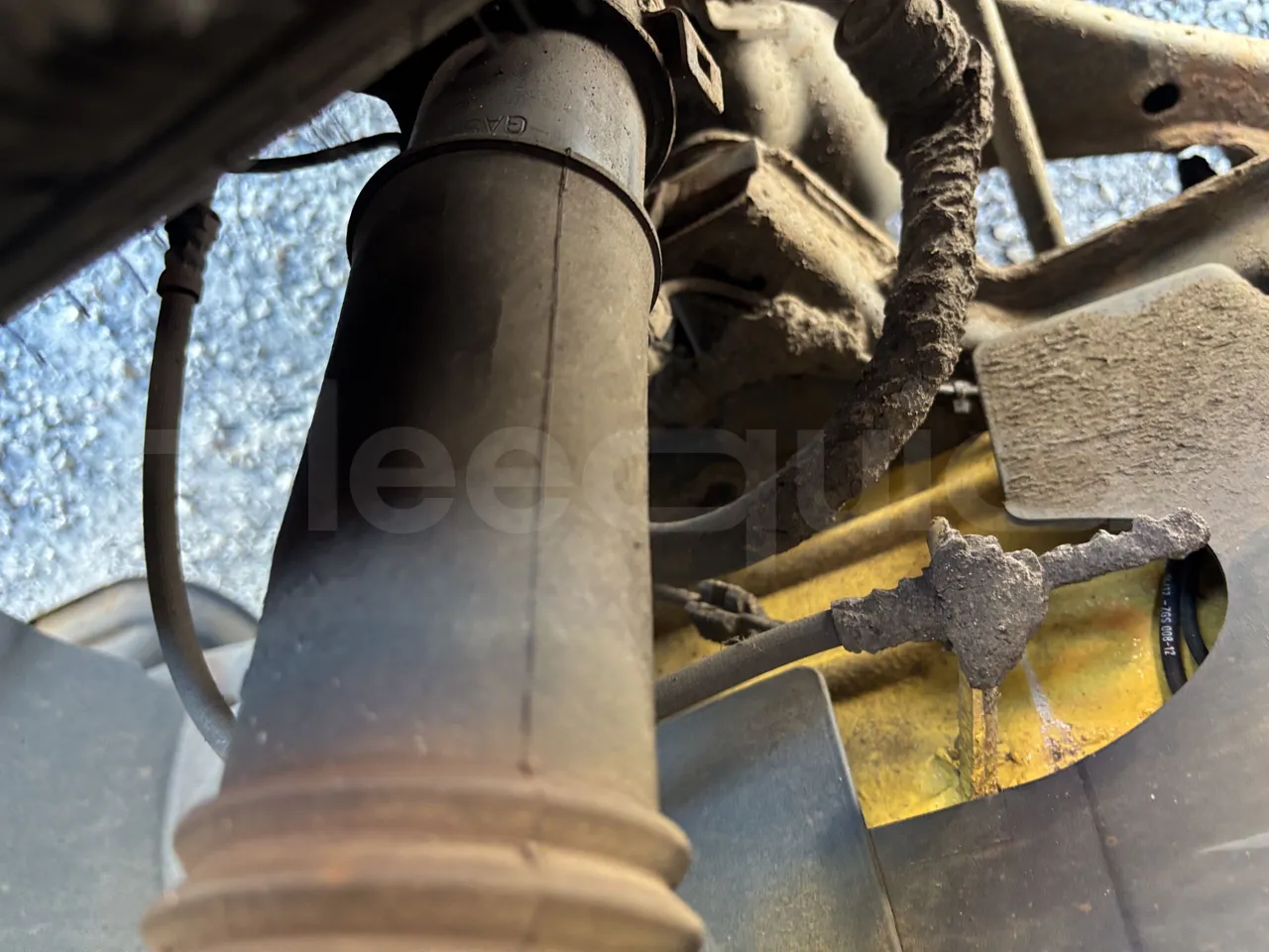 Mercedes-Benz Sprinter - First Axle Shock Absorbers Left Side