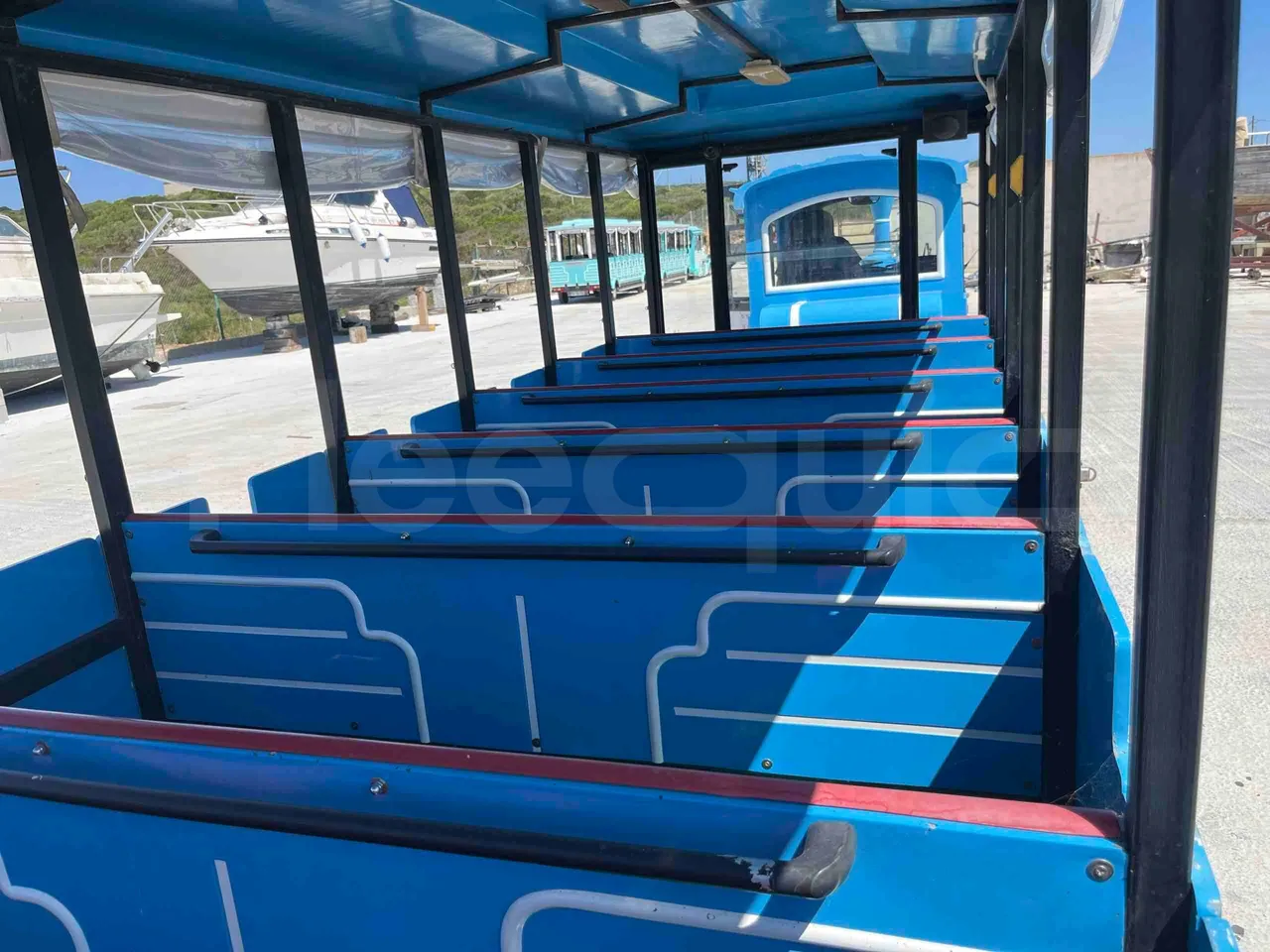 Tianjin Brother Tourist Train YLG 20V3 - handrails photo