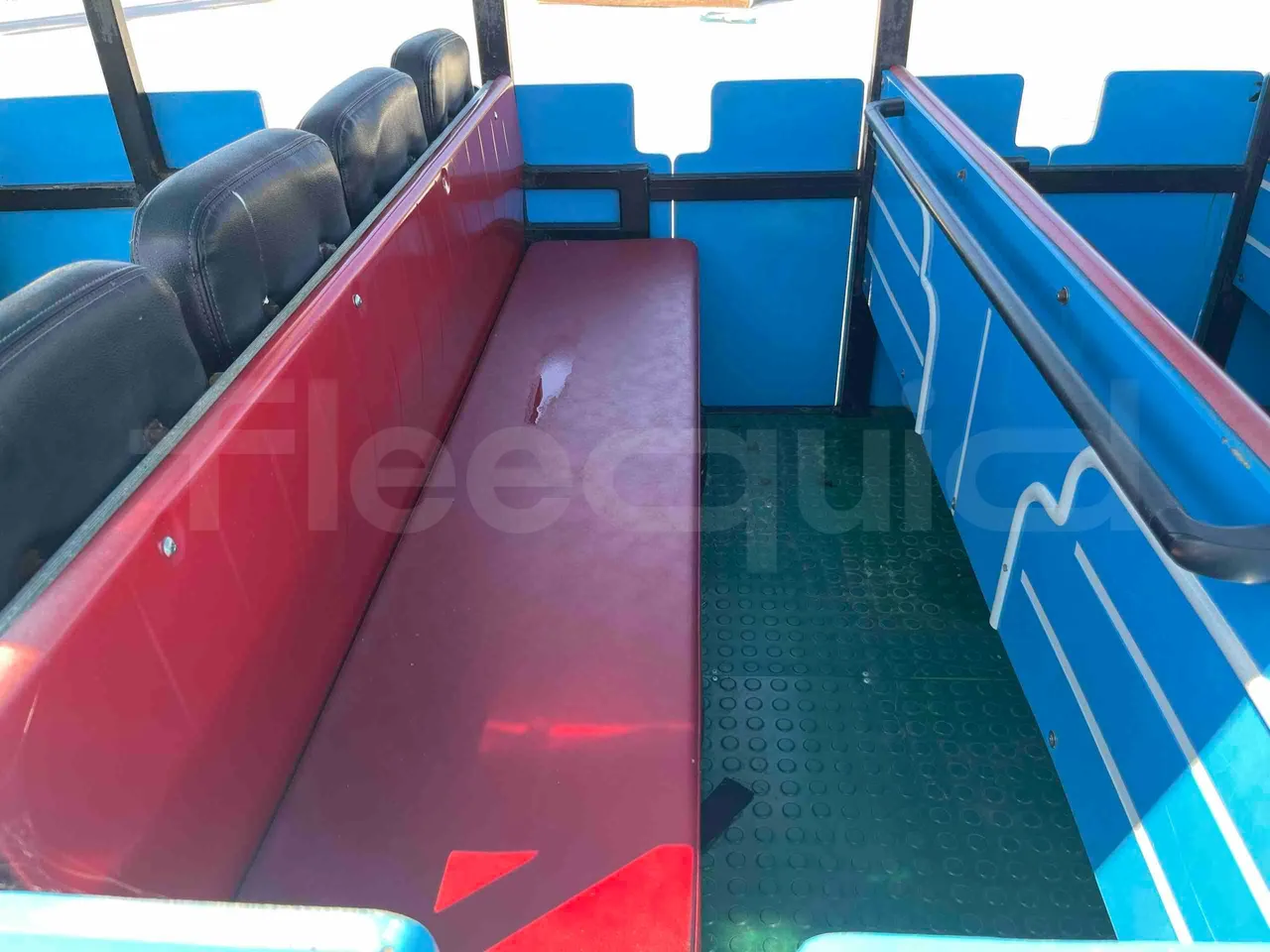 Tianjin Brother Tourist Train YLG 20V3 - roof hatch 3