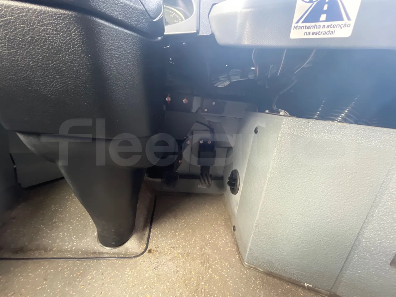 Mercedes-Benz Conecto 628881 - Euro6 - 220kW - 12.134mt - radio accessories photo