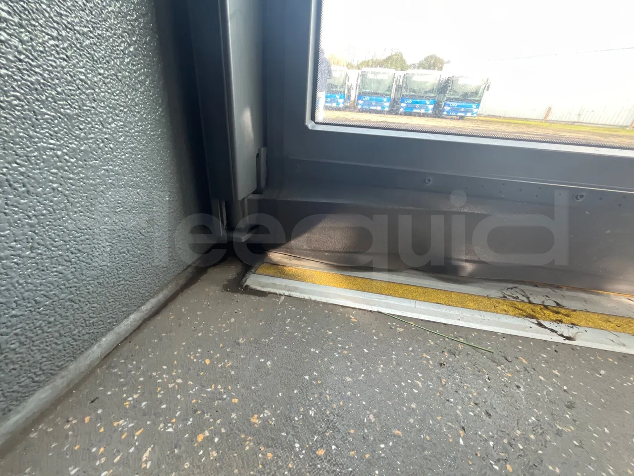 Mercedes-Benz Conecto 628881 - Euro6 - 220kW - 12.134mt - handrails photo