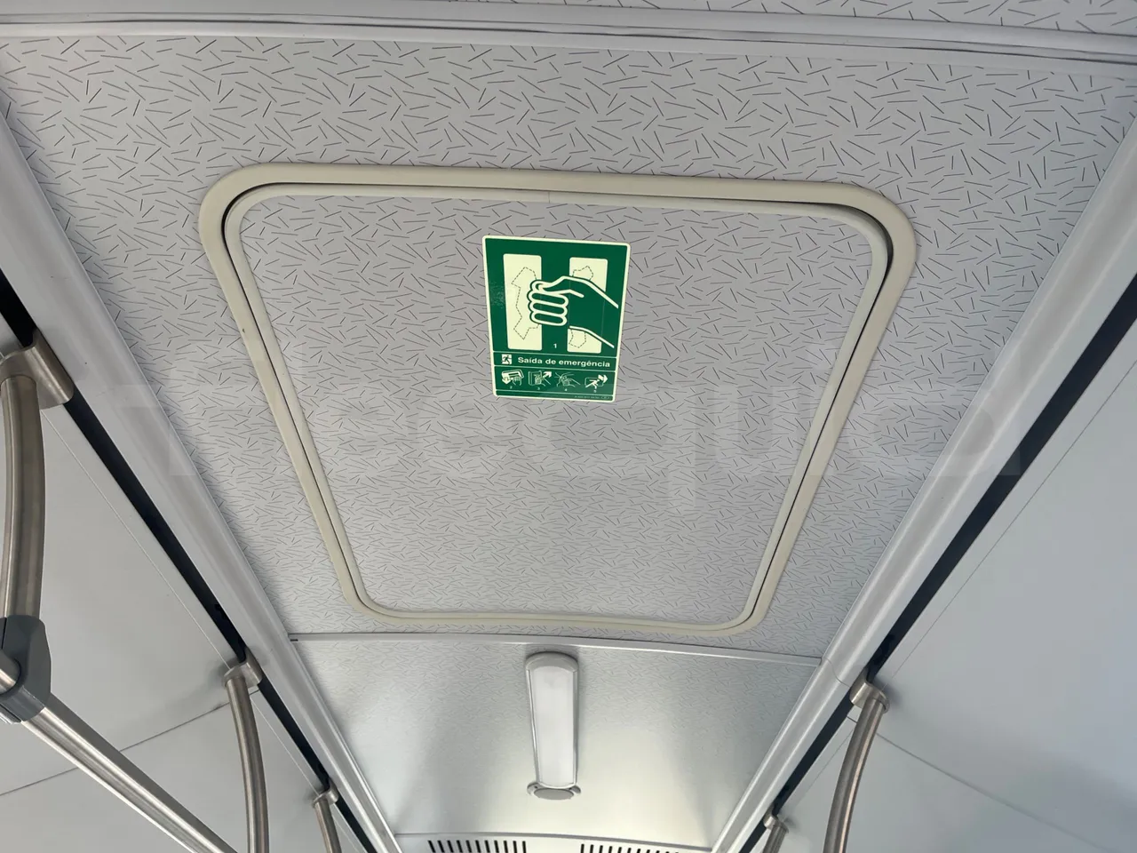 Mercedes-Benz Conecto 628881 - Euro6 - 220kW - 12.134mt - roof hatch 1