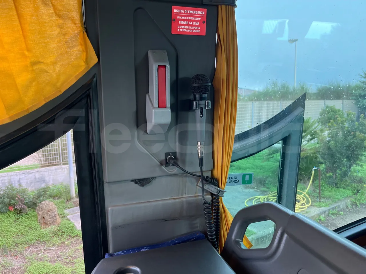 Irisbus Domino Orlandi 2001 397E 12.35 - Euro3 - 259kW - 12mt - hostes microphone accessories photo