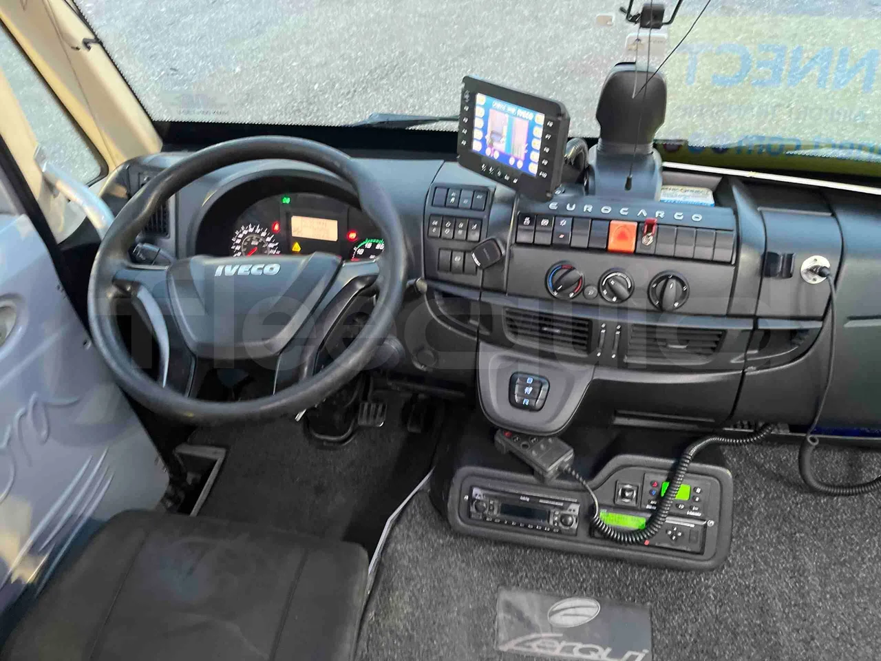 Iveco Ferqui Nora - EUR6 - 162kW - 9.070m - onboard devices 1