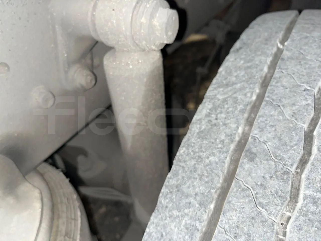 Iveco Ferqui Nora - EUR6 - 162kW - 9.070m - axle 2 shock absorbers 1 left
