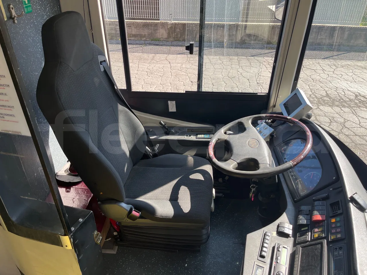 Ankai HFF6110GS1 ANKAI - Euro5 - 209kW - 11.400mt - driver's seat photo