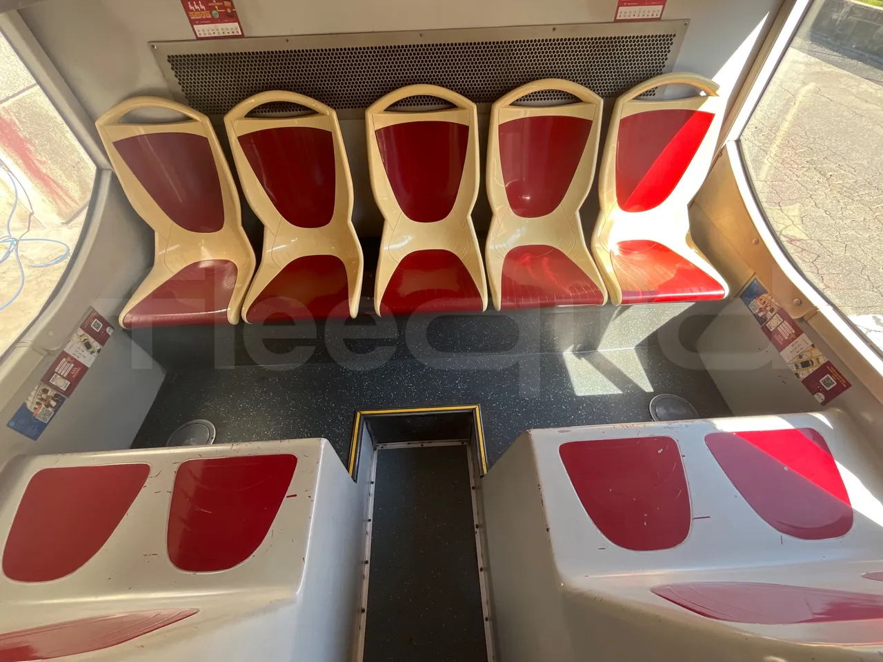 Ankai HFF6110GS1 ANKAI - Euro5 - 209kW - 11.400mt - power outlets detail