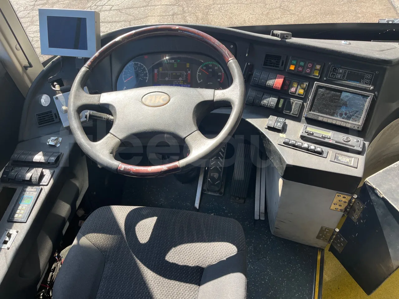 Ankai HFF6110GS1 ANKAI - Euro5 - 209kW - 11.400mt - steering wheel photo