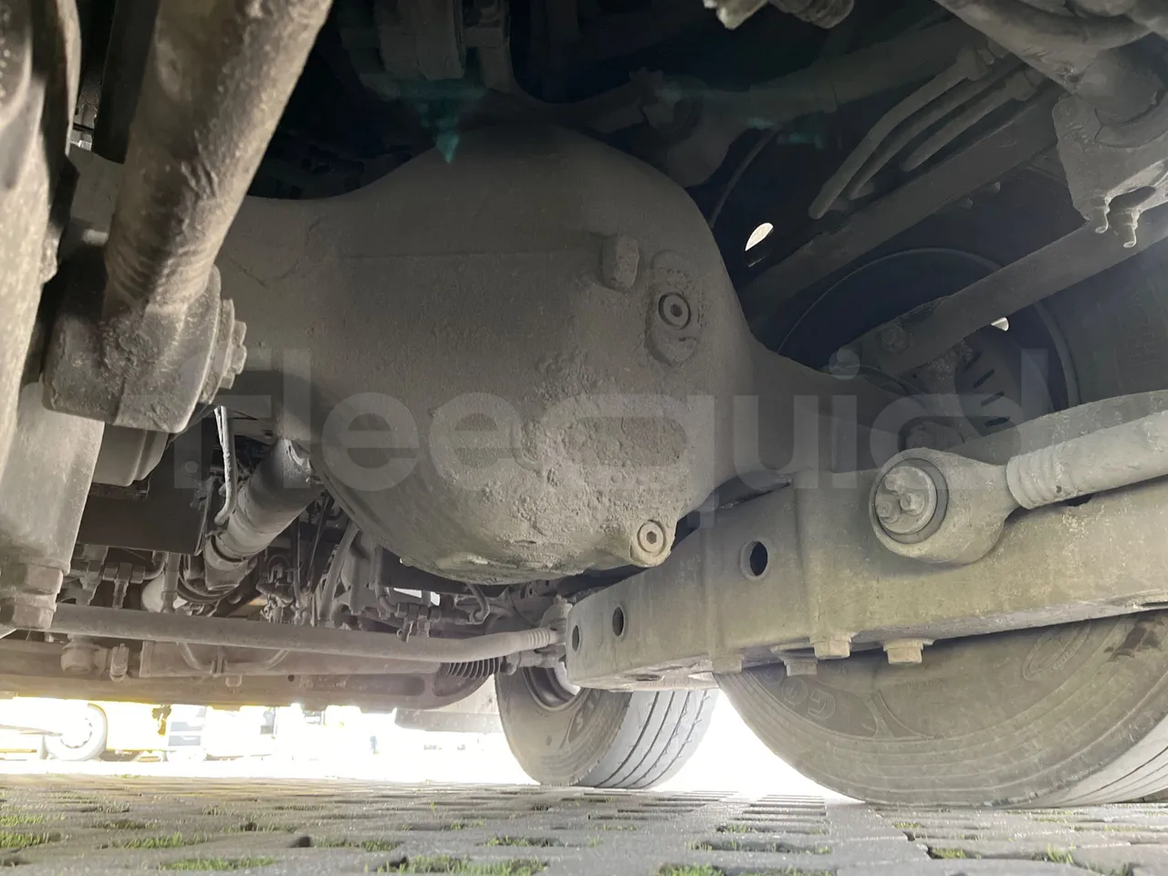 Volvo 9700-B8R B6SC 9700S - Euro 6 - 240 kW - 14.980 mt - differential photo