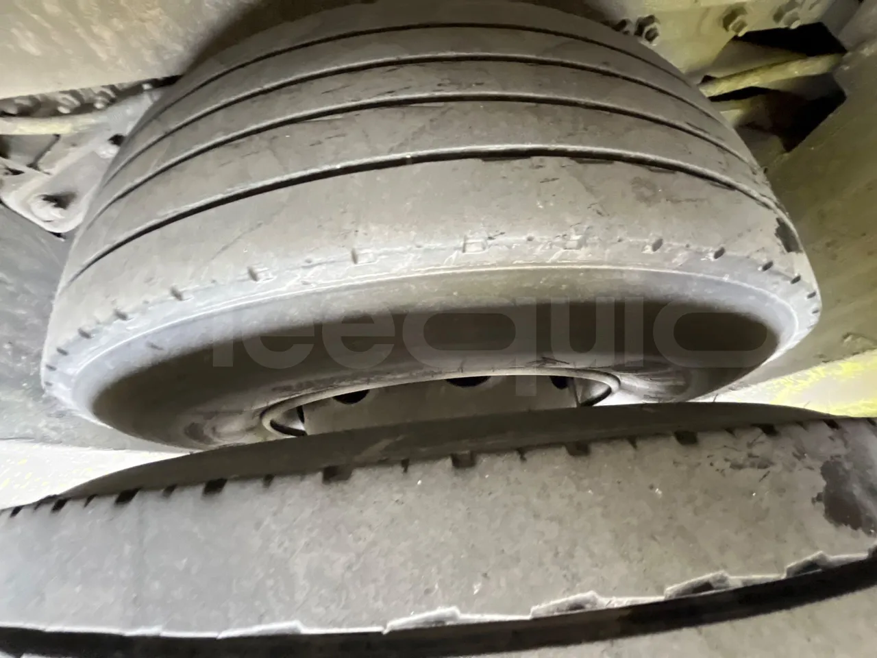 Volvo 9700-B8R B6SC 9700S - Euro 6 - 240 kW - 14.980 mt - axel 3  discs right