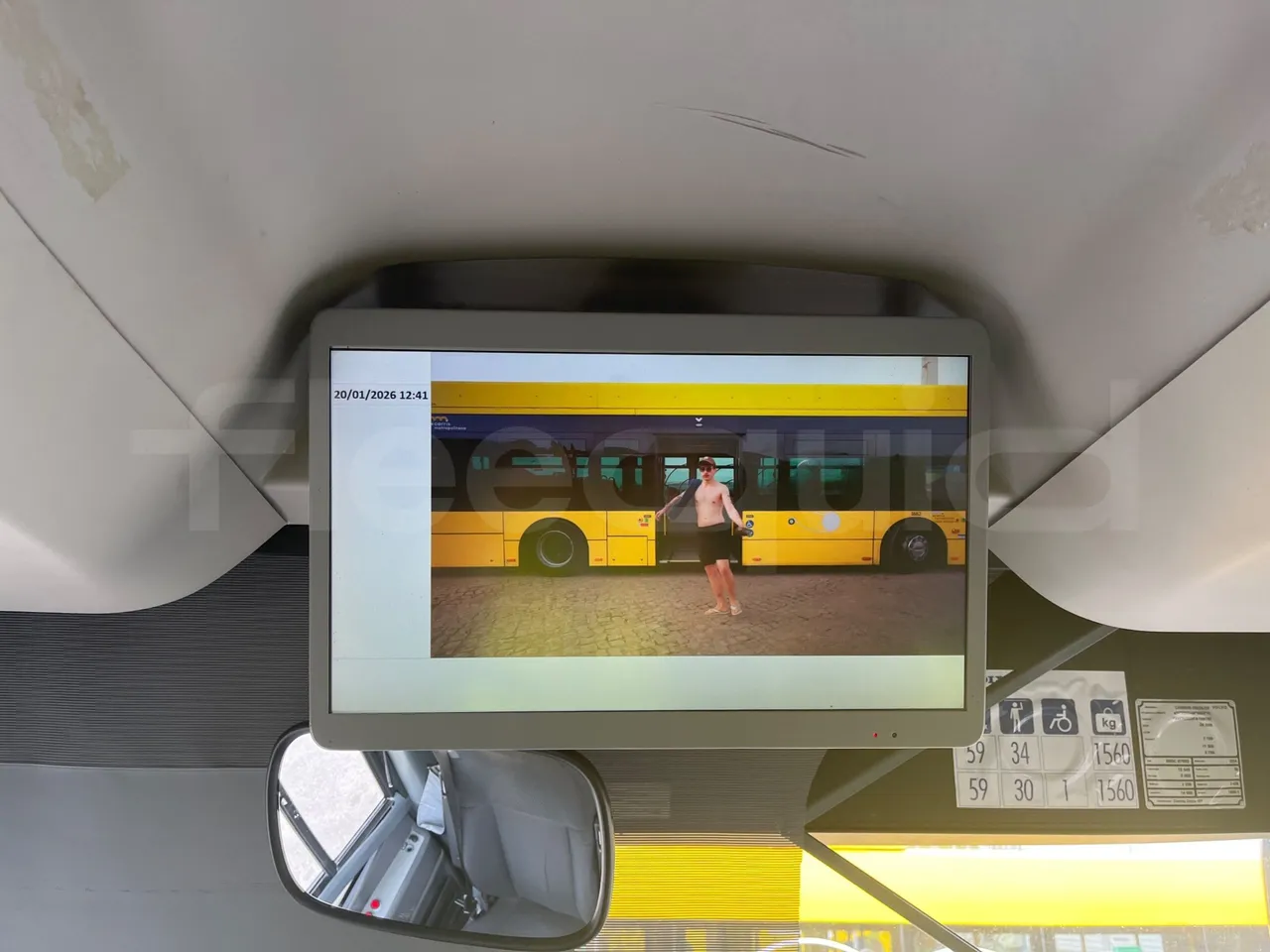 Volvo 9700-B8R B6SC 9700S - Euro 6 - 240 kW - 14.980 mt - monitor detail photo