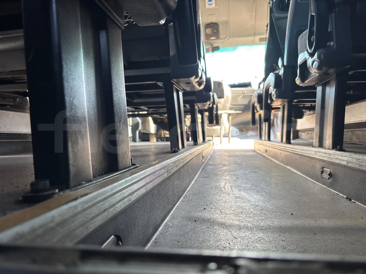 Iveco A50C17 f1CE - EURO4-122kw-7.800m - seat brackets photo