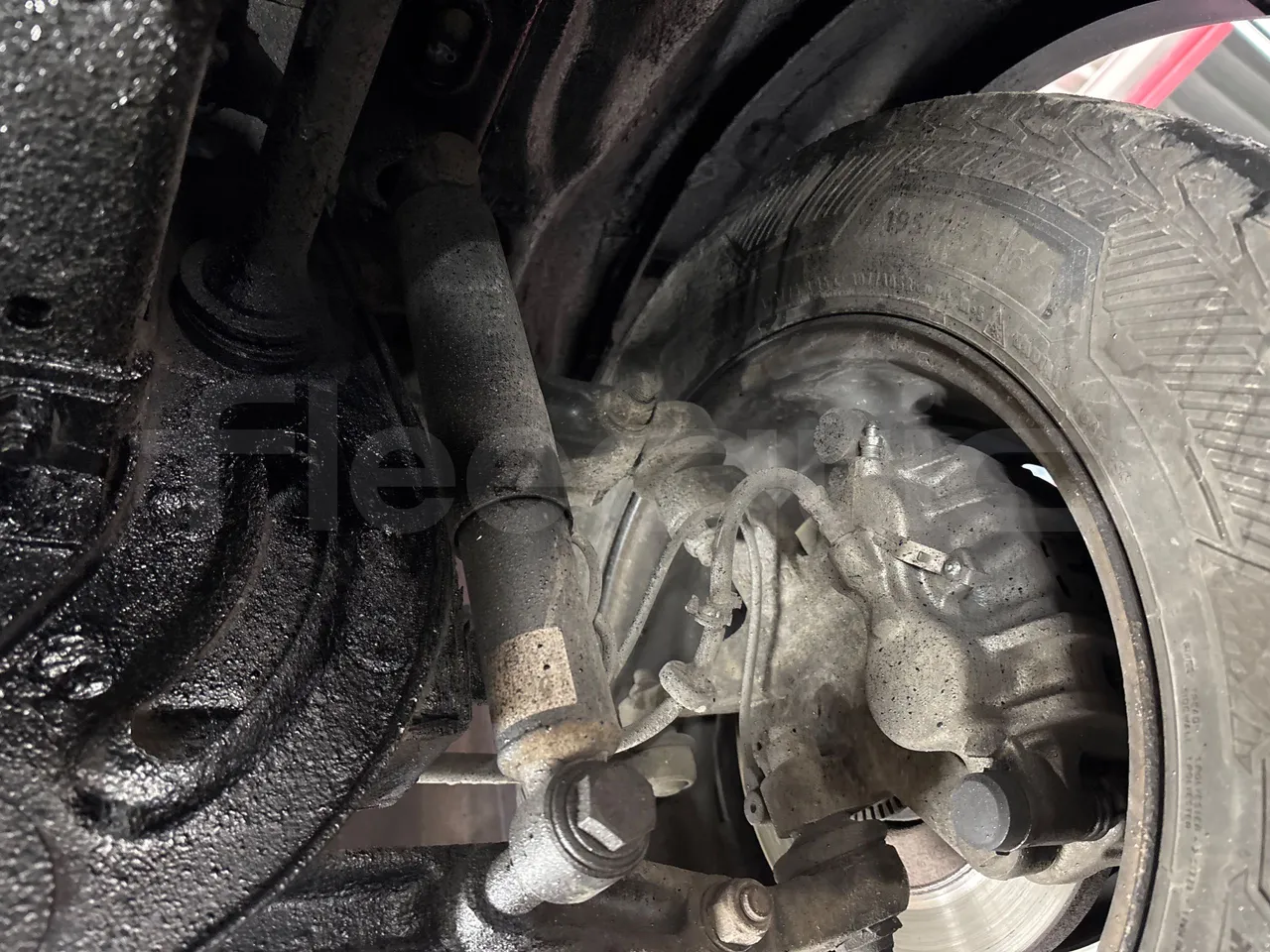 Iveco A50C17 f1CE - EURO4-122kw-7.800m - front shock absorbers right