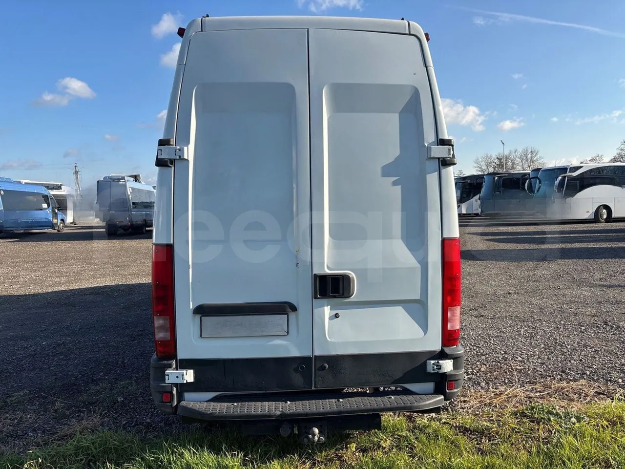 Iveco A50C17 f1CE - EURO4-122kw-7.800m - rear hatch closed
