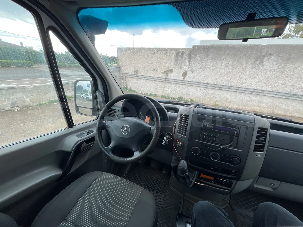 Mercedes-Benz Sprinter 516CDI - EUR5 - 120kW - 7.345m - buttons panels on