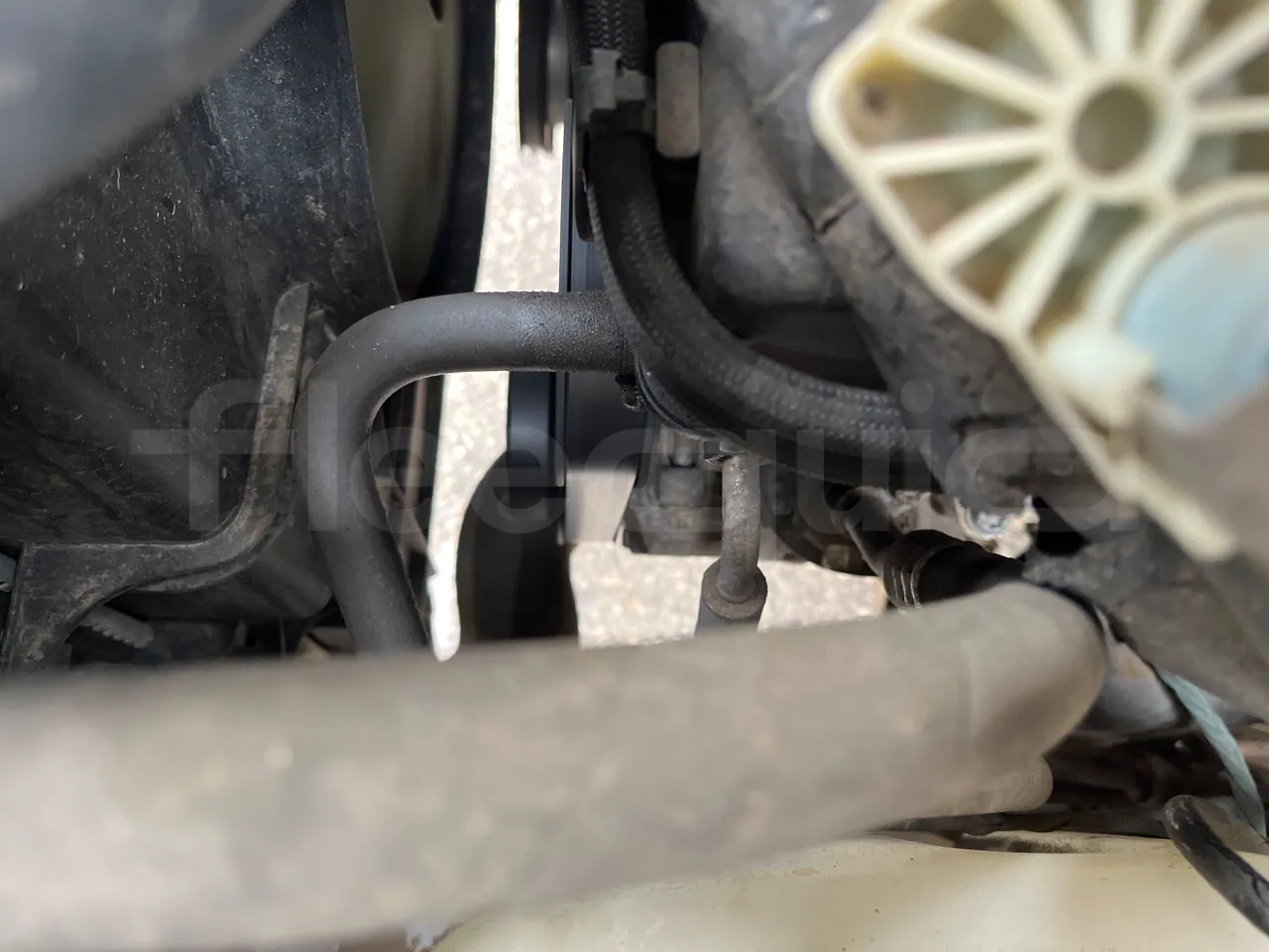 Mercedes-Benz Sprinter 516CDI - EUR5 - 120kW - 7.345m - air conditioning compressor