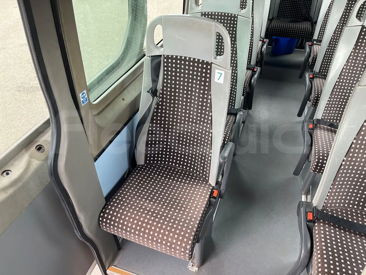 Mercedes-Benz Sprinter 516CDI - EUR5 - 120kW - 7.345m - single seat detail