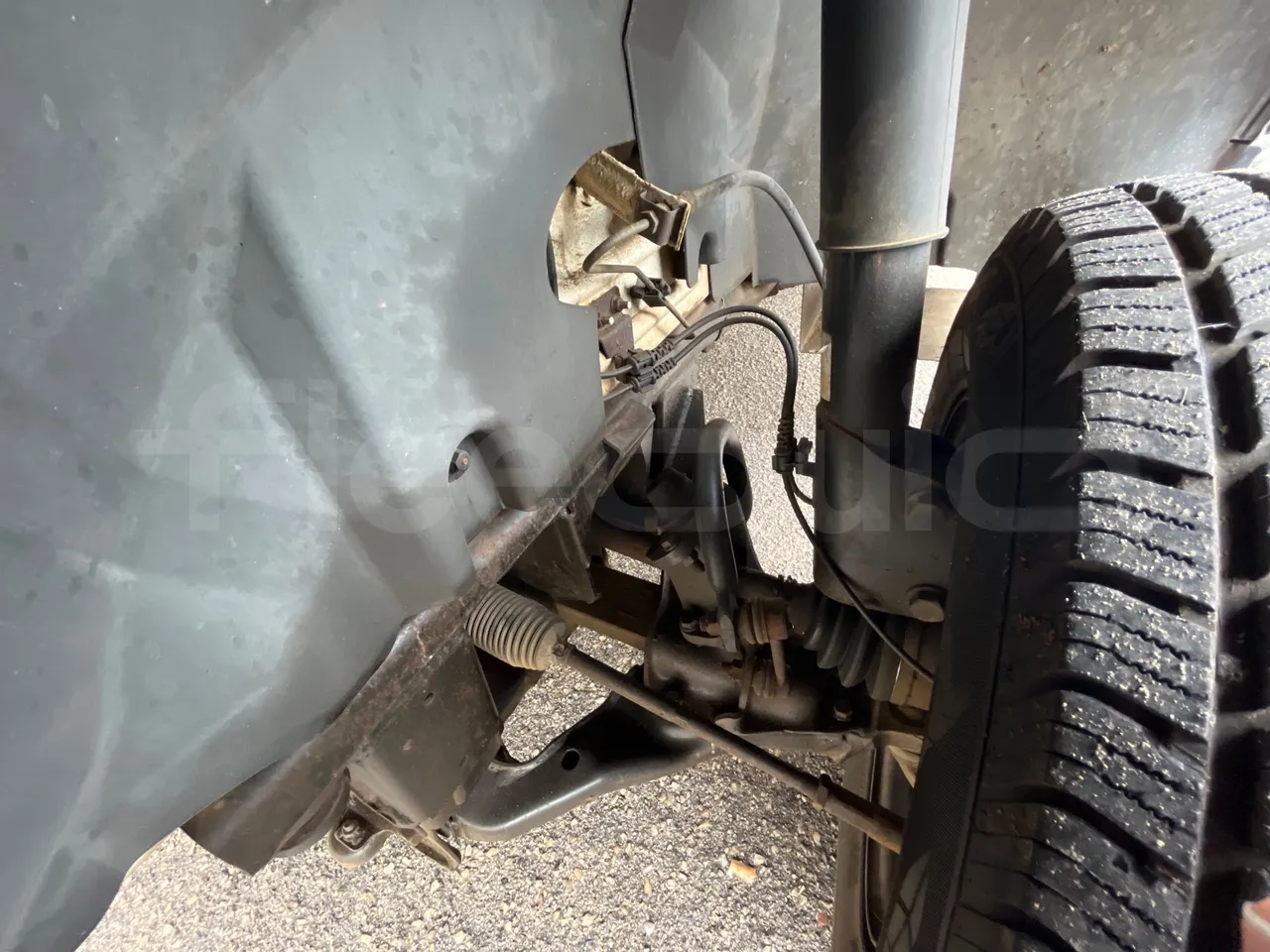 Mercedes-Benz Sprinter 516CDI - EUR5 - 120kW - 7.345m - front shock absorbers left