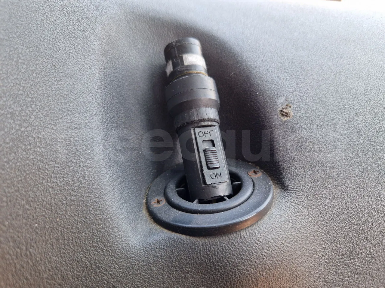Irizar Scania K380EB - EUR4 - 279kW - 12m - hostes microphone accessories photo