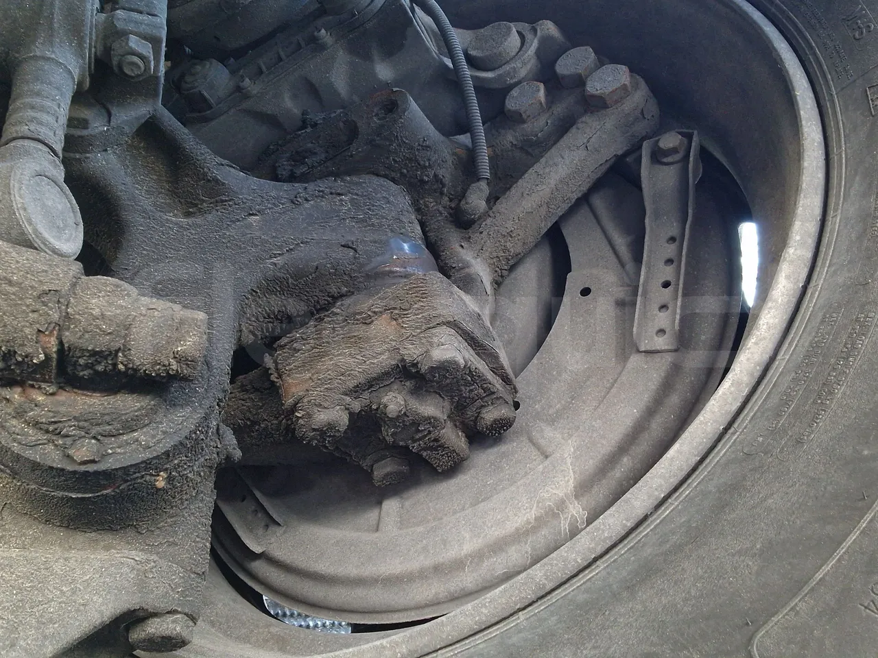 Irizar Scania K380EB - EUR4 - 279kW - 12m - front discs left