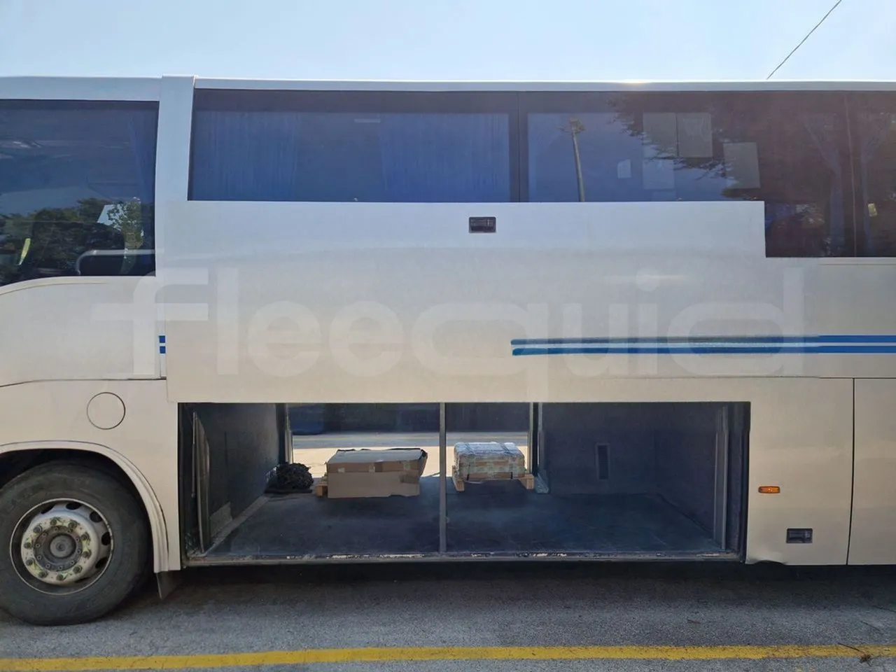 Irizar Scania K380EB - EUR4 - 279kW - 12m - luggage rack photo