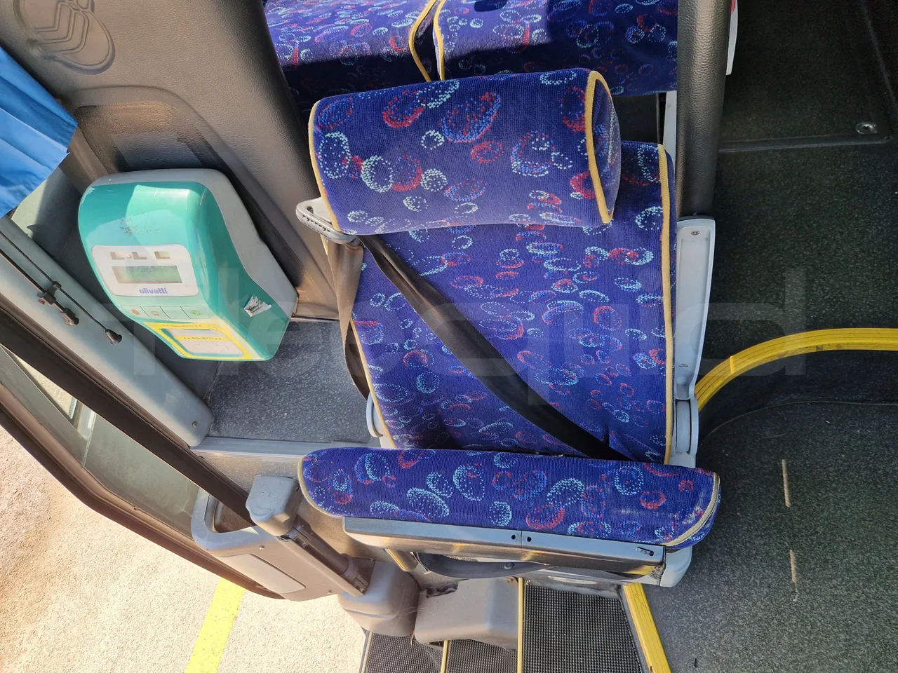 Irizar Scania K380EB - EUR4 - 279kW - 12m - hostess seat photo