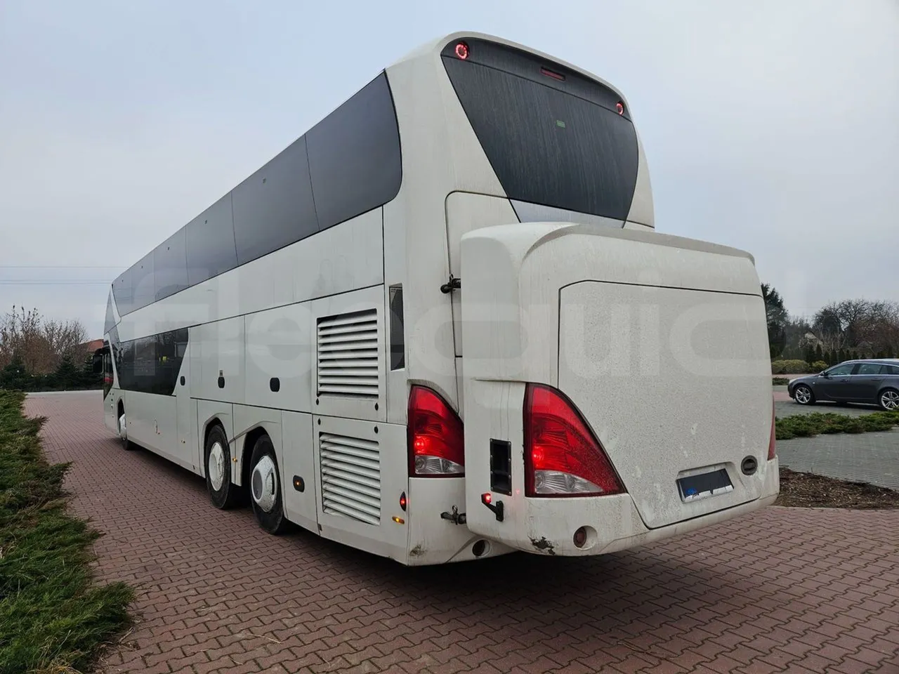 Neoplan Skyliner L- EURO 6 - 368 kW - 14.00m - 3/4 left rear side