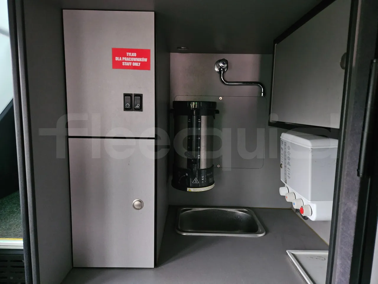 Neoplan Skyliner L- EURO 6 - 368 kW - 14.00m - coffee machine accessories