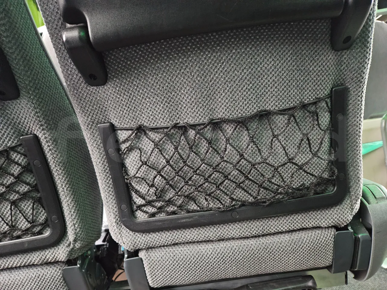 Neoplan Skyliner L- EURO 6 - 368 kW - 14.00m - mesh detail photo