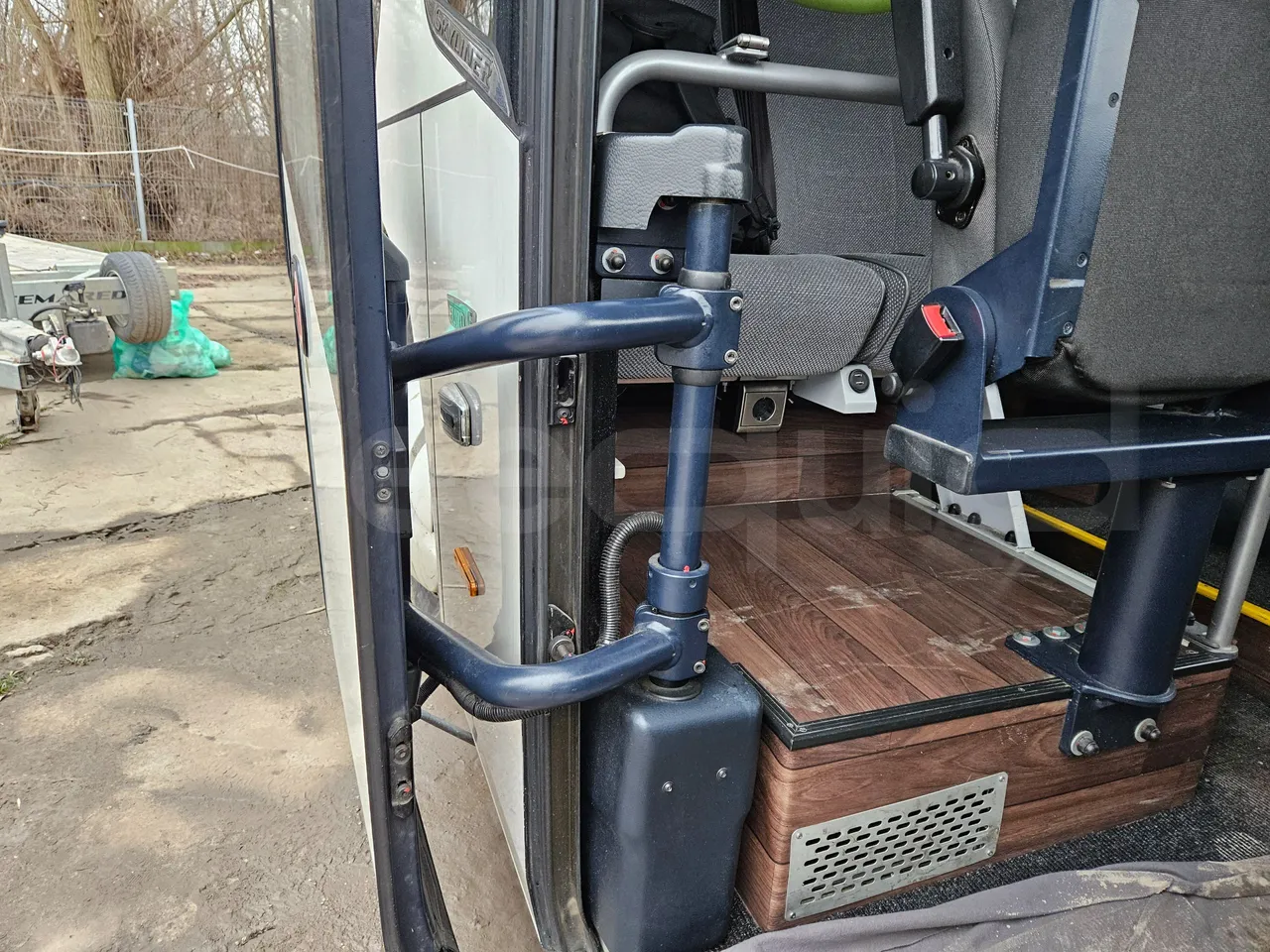 Neoplan Skyliner L- EURO 6 - 368 kW - 14.00m - door mechanism photo