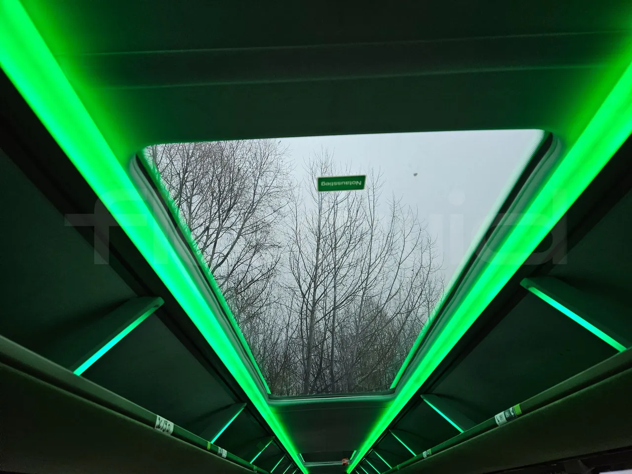 Neoplan Skyliner L- EURO 6 - 368 kW - 14.00m - roof hatch 2